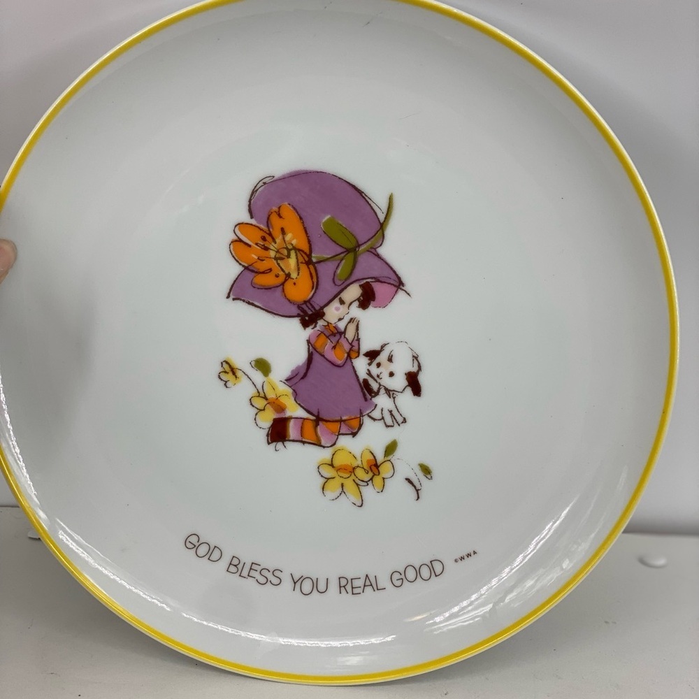 Decorative Vintage 1973 Mopsie Plate with Girl and Dog Design